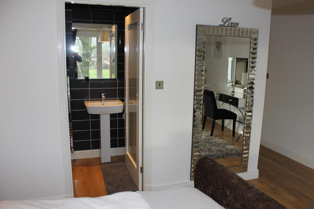 Fifty One And A Half Boutique B&B Clitheroe Εξωτερικό φωτογραφία