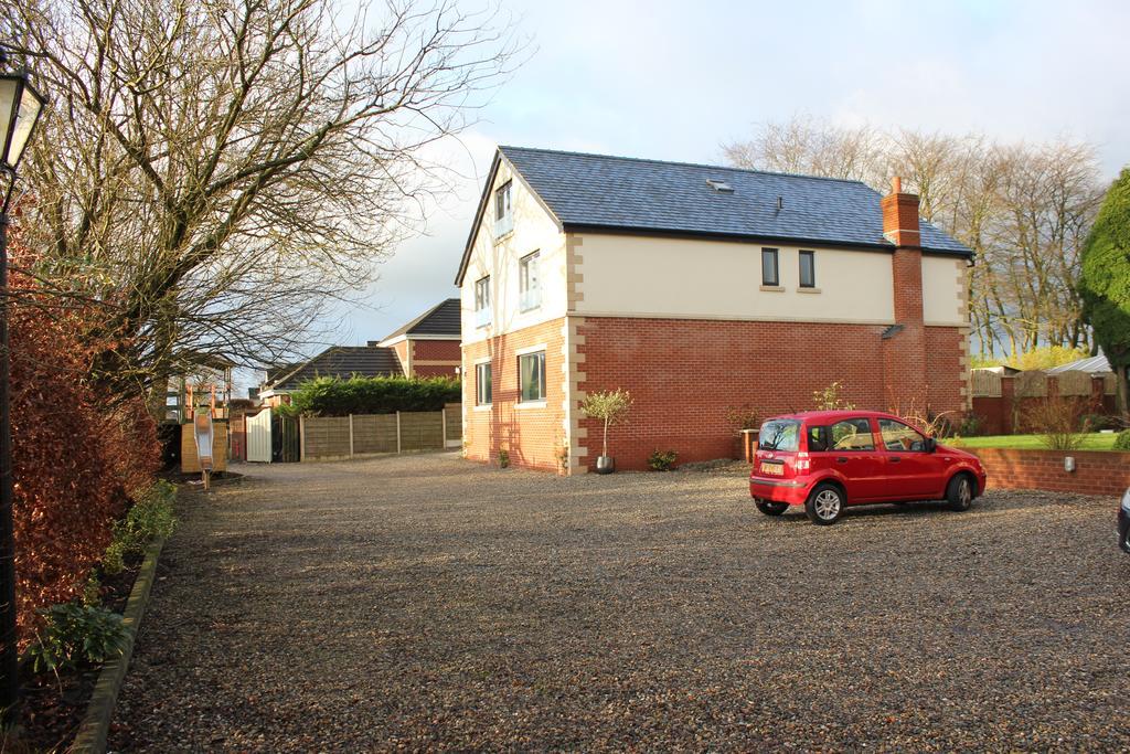 Fifty One And A Half Boutique B&B Clitheroe Εξωτερικό φωτογραφία